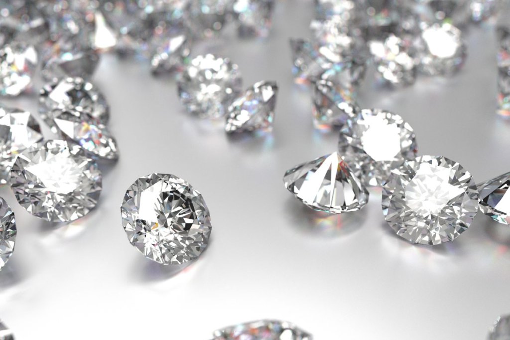 discover the key differences between diamonds and gemstones, including value, appearance, durability, and what makes each unique for jewelry and investment.