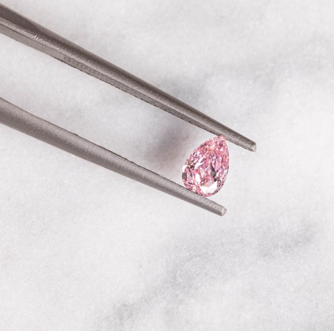 discover the importance of ethical diamond sourcing, ensuring responsible mining practices that protect people and the environment. learn how to choose conflict-free diamonds and make informed, sustainable jewelry choices.